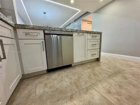 8437 Forest Hills Drive Coral Springs FL 33065