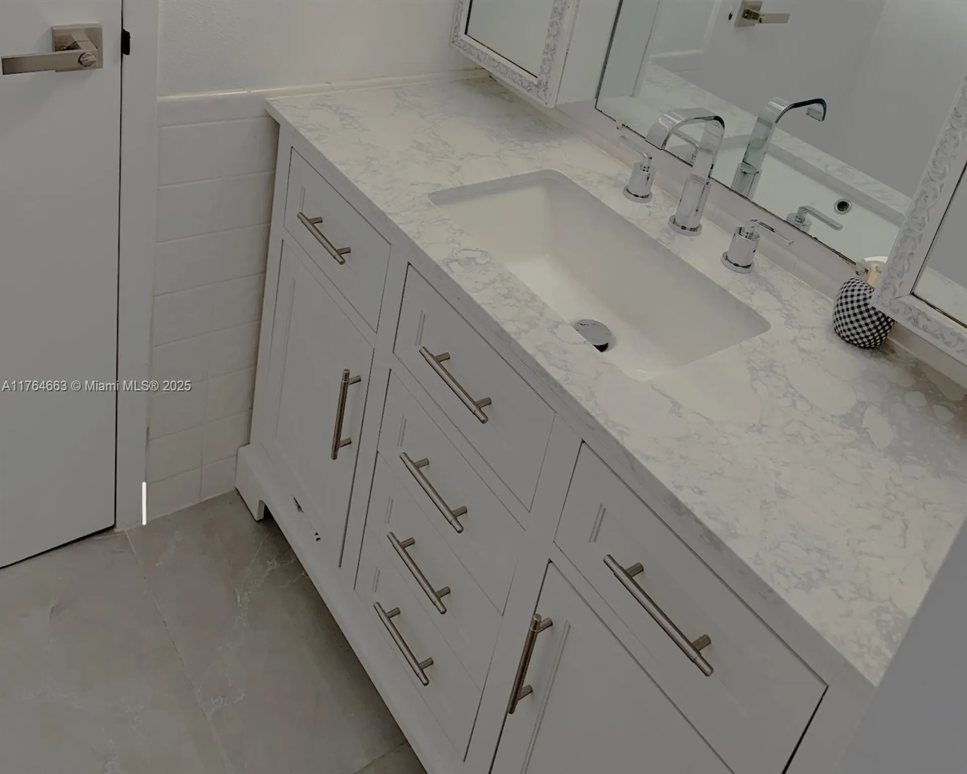 3836 Via Poinciana Lake Worth FL 33467