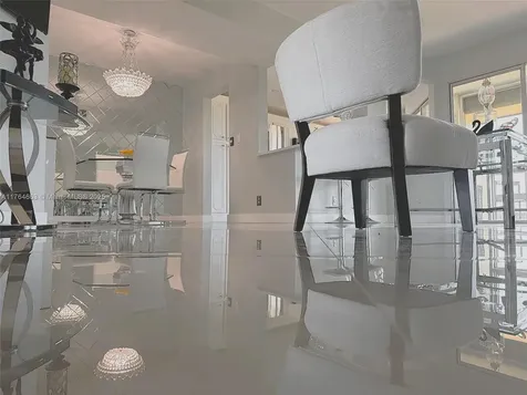3836 Via Poinciana Lake Worth FL 33467