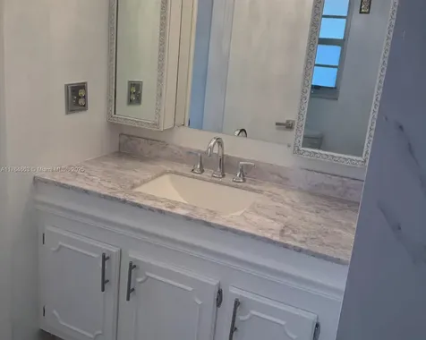 3836 Via Poinciana Lake Worth FL 33467