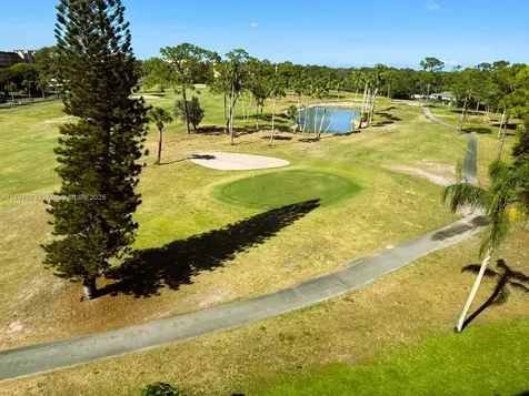 3836 Via Poinciana Lake Worth FL 33467