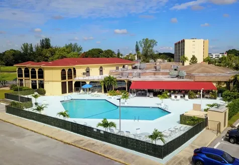 3836 Via Poinciana Lake Worth FL 33467