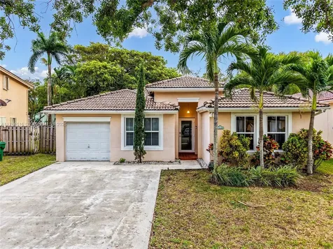 13936 S Cypress Cove Circle Davie FL 33325