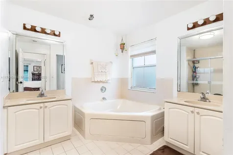 13936 S Cypress Cove Circle Davie FL 33325