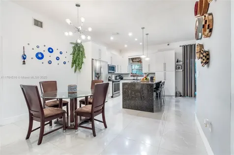 13936 S Cypress Cove Circle Davie FL 33325