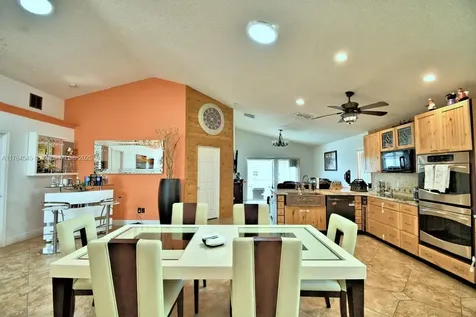 260 Cheshire Way Davenport FL 33897