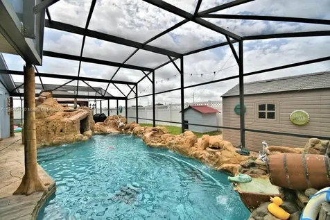 260 Cheshire Way Davenport FL 33897