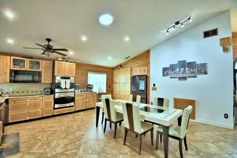 260 Cheshire Way Davenport FL 33897
