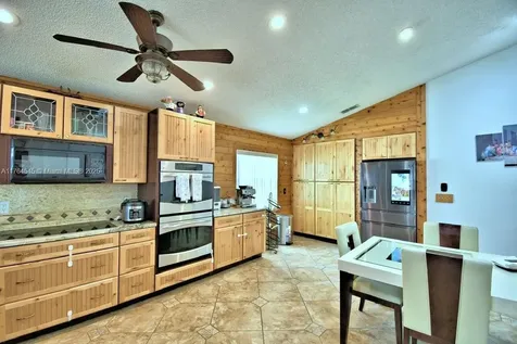 260 Cheshire Way Davenport FL 33897