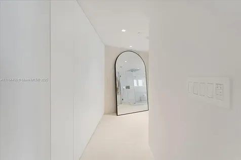 2127 Brickell Avenue Miami FL 33129
