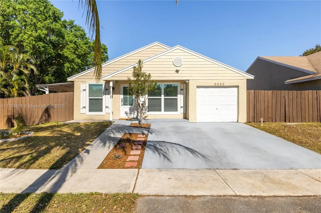 8451 SW 10th Court Pembroke Pines FL 33025
