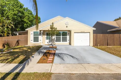 8451 SW 10th Court Pembroke Pines FL 33025