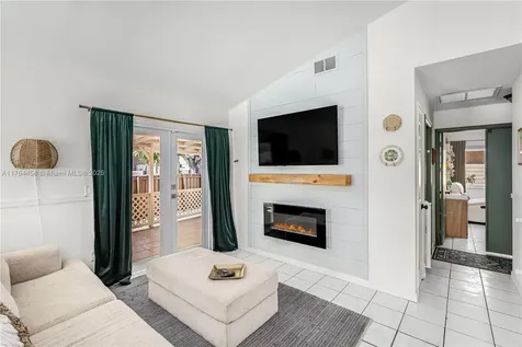 8451 SW 10th Court Pembroke Pines FL 33025
