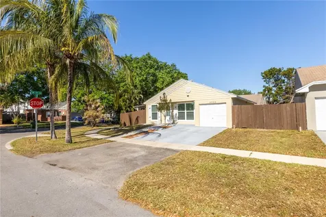 8451 SW 10th Court Pembroke Pines FL 33025