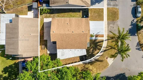 8451 SW 10th Court Pembroke Pines FL 33025