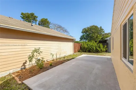 8451 SW 10th Court Pembroke Pines FL 33025