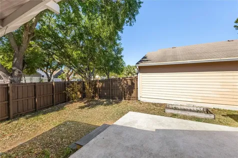 8451 SW 10th Court Pembroke Pines FL 33025