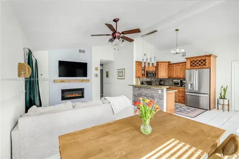 8451 SW 10th Court Pembroke Pines FL 33025