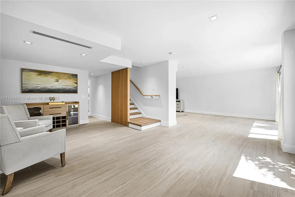 3305 NE 15th Street Fort Lauderdale FL 33304