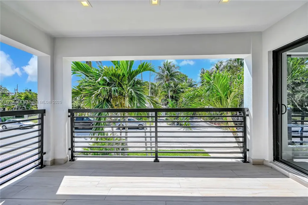 3305 NE 15th Street Fort Lauderdale FL 33304