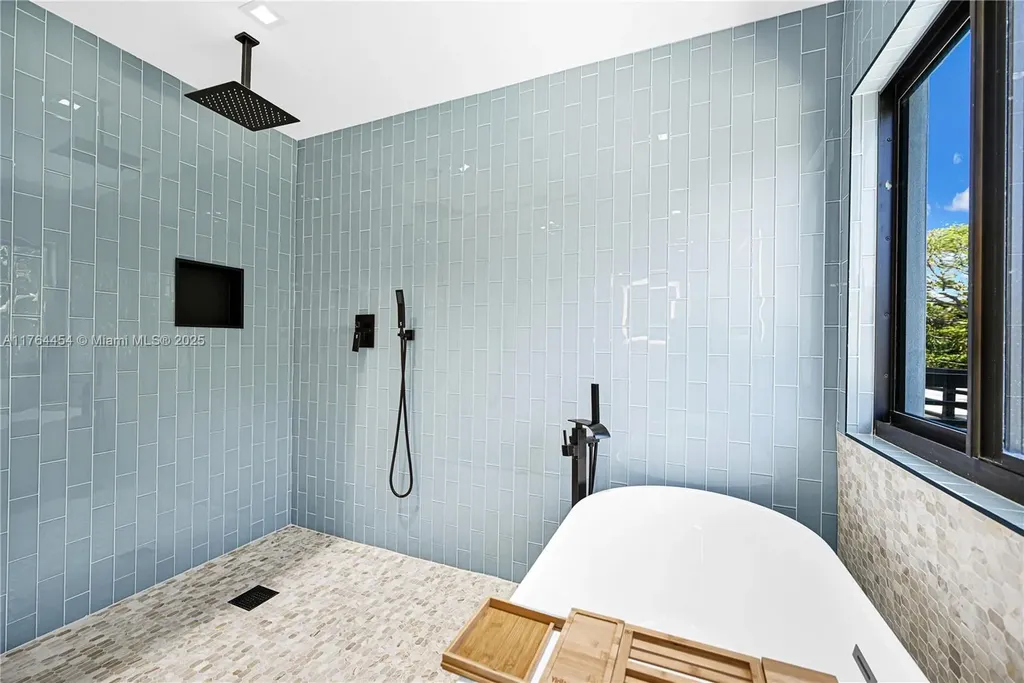 3305 NE 15th Street Fort Lauderdale FL 33304