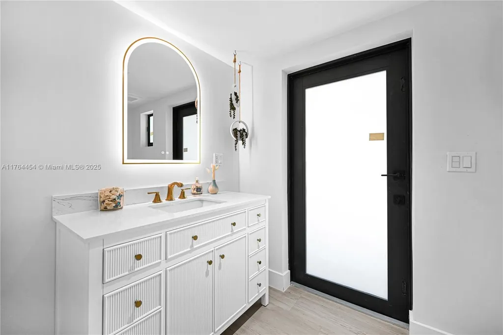 3305 NE 15th Street Fort Lauderdale FL 33304