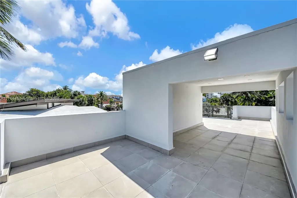 3305 NE 15th Street Fort Lauderdale FL 33304