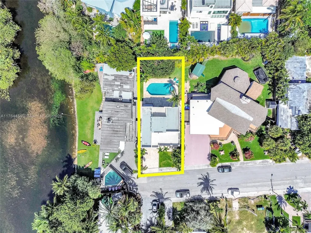 3305 NE 15th Street Fort Lauderdale FL 33304