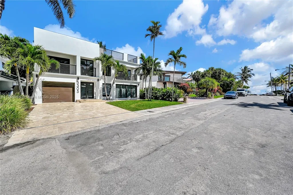 3305 NE 15th Street Fort Lauderdale FL 33304