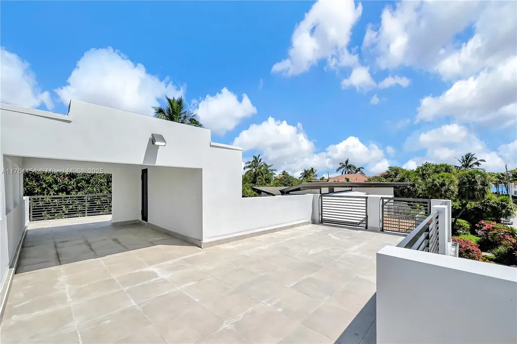 3305 NE 15th Street Fort Lauderdale FL 33304