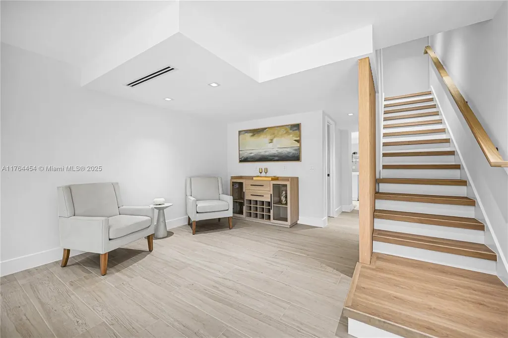 3305 NE 15th Street Fort Lauderdale FL 33304