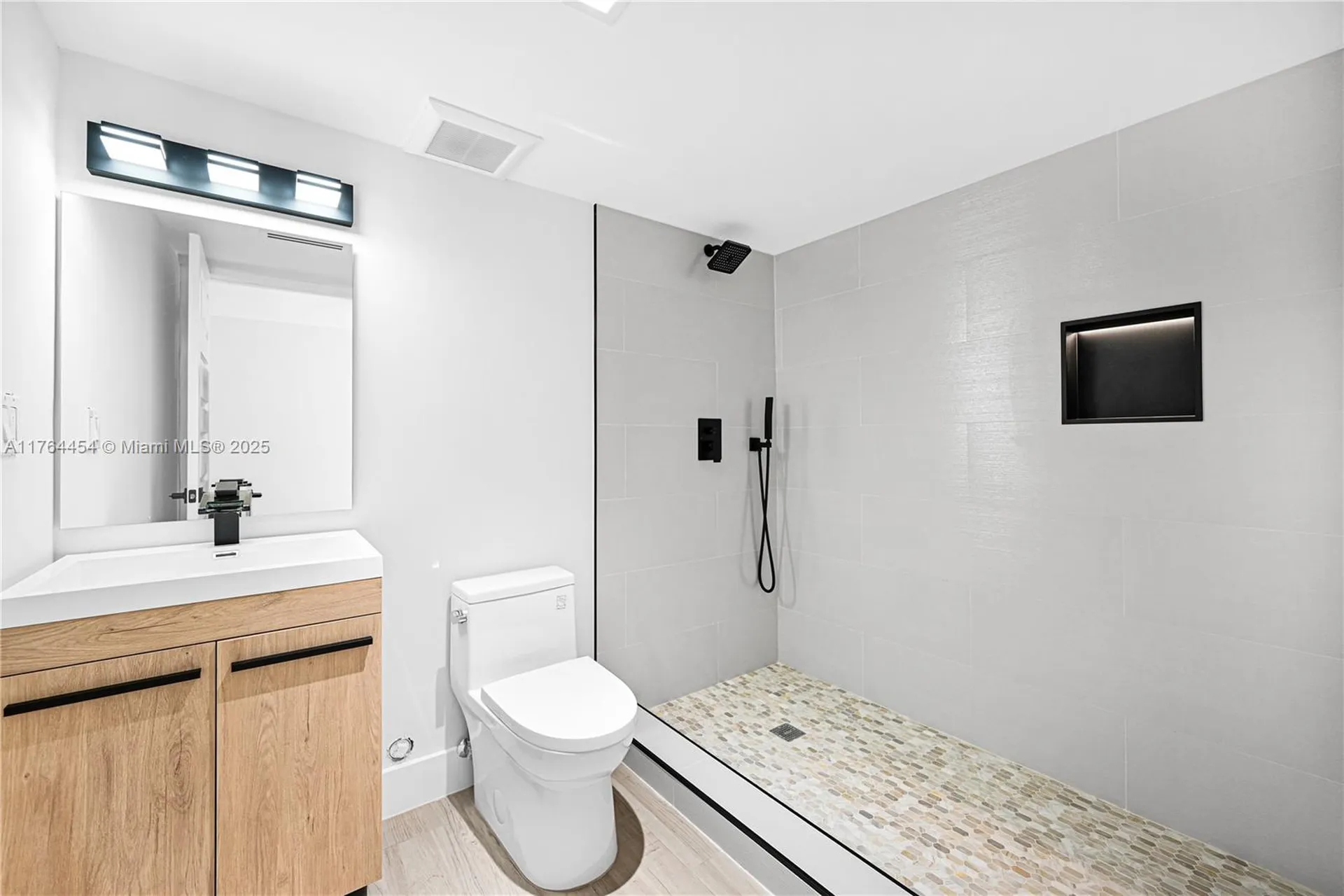 3305 NE 15th Street Fort Lauderdale FL 33304