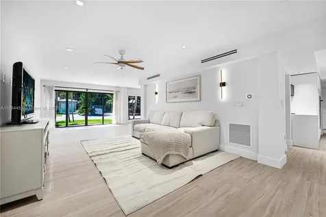 3305 NE 15th Street Fort Lauderdale FL 33304