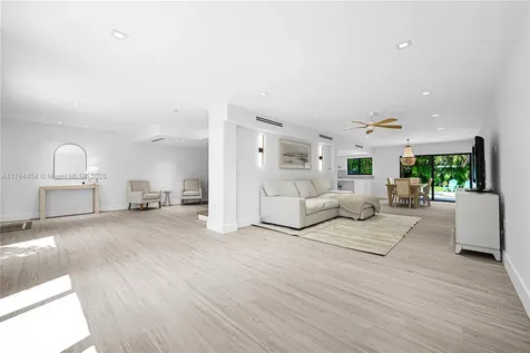 3305 NE 15th Street Fort Lauderdale FL 33304