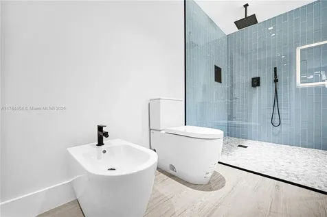 3305 NE 15th Street Fort Lauderdale FL 33304