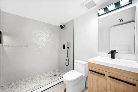 3305 NE 15th Street Fort Lauderdale FL 33304