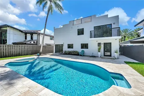 3305 NE 15th Street Fort Lauderdale FL 33304