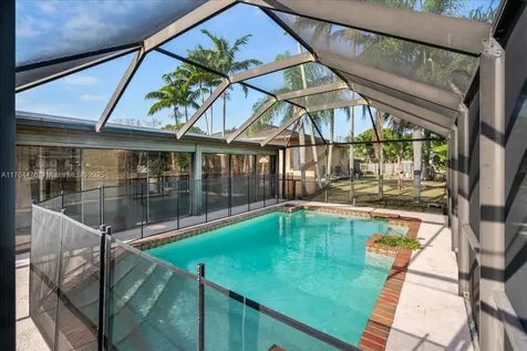 841 NE 13th Street Homestead FL 33030