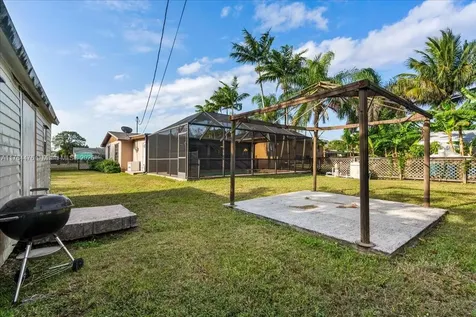 841 NE 13th Street Homestead FL 33030