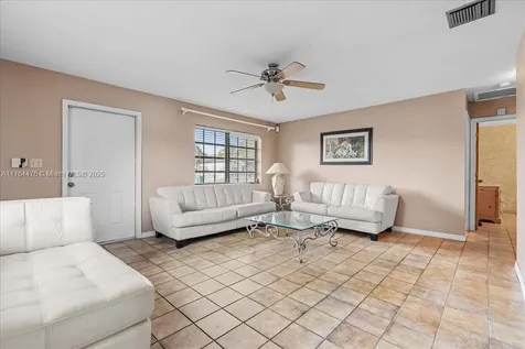 841 NE 13th Street Homestead FL 33030