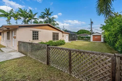 841 NE 13th Street Homestead FL 33030