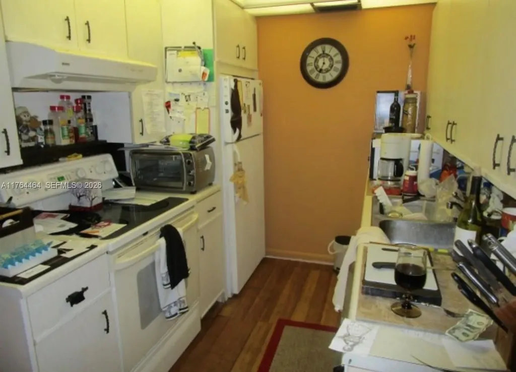 2069 Exeter Boca Raton FL 33434