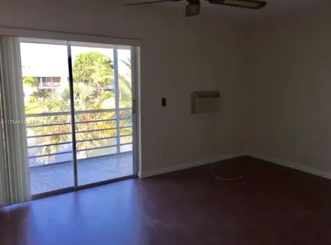 130 Camden West Palm Beach FL 33417