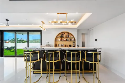 501 Middle River Drive Fort Lauderdale FL 33304