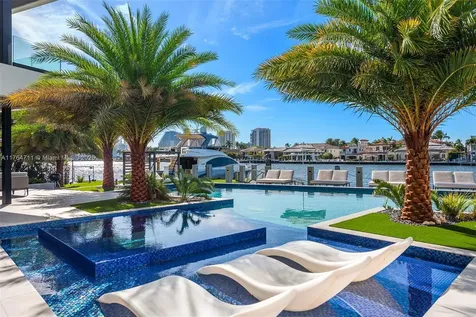 501 Middle River Drive Fort Lauderdale FL 33304