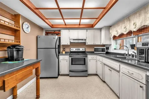 112 SE 6th Avenue Boynton Beach FL 33435