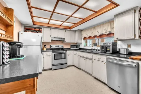 112 SE 6th Avenue Boynton Beach FL 33435