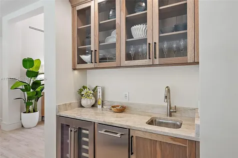 325 N Fairway Tequesta FL 33469