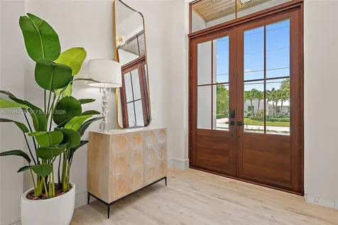 325 N Fairway Tequesta FL 33469