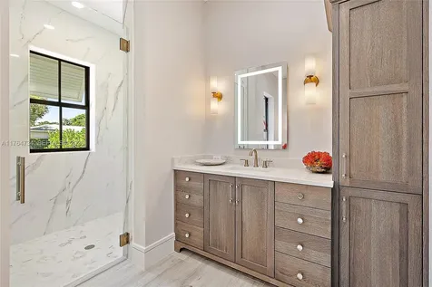 325 N Fairway Tequesta FL 33469